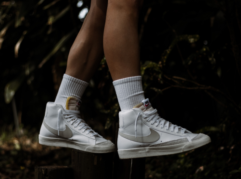 Explore the art of sneaker fashion. Elevate your style with tips on styling sneakers effortlessly for various outfits.