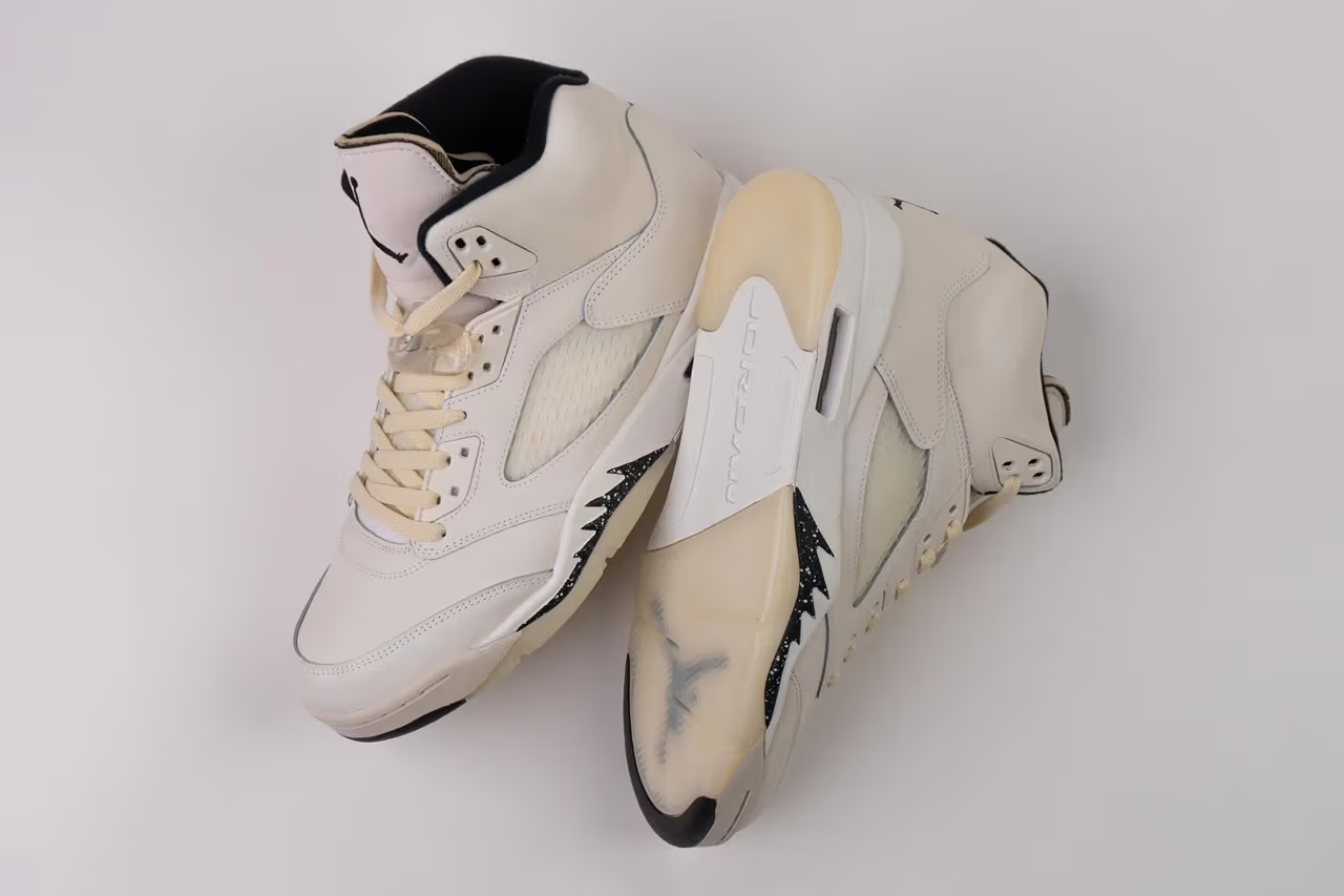 Embrace summer in iconic style with the Air Jordan 5 SE "Sail." Arriving April 13th for $210 USD, this limited-edition release boasts buttery "Sail" suede, sleek accents, and natural tones. Don't miss your chance to own a piece of Jordan history - mark your calendars and secure yours before they're gone!